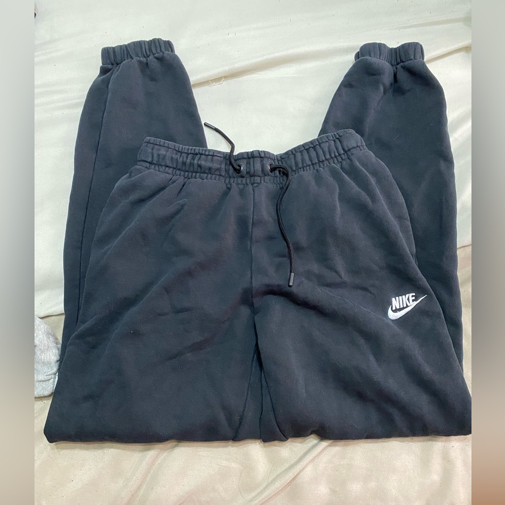 Nike sweats selling as is
